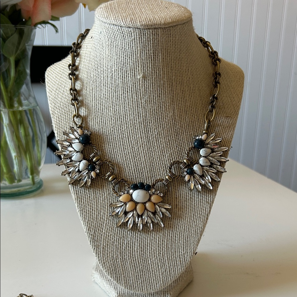 Semi-precious stone necklace